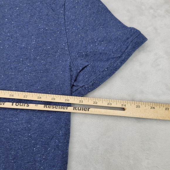 Penguin Shirt Mens Extra Large Crewneck Basic Base‎ Undershirt Original Adult XL - Picture 6 of 7